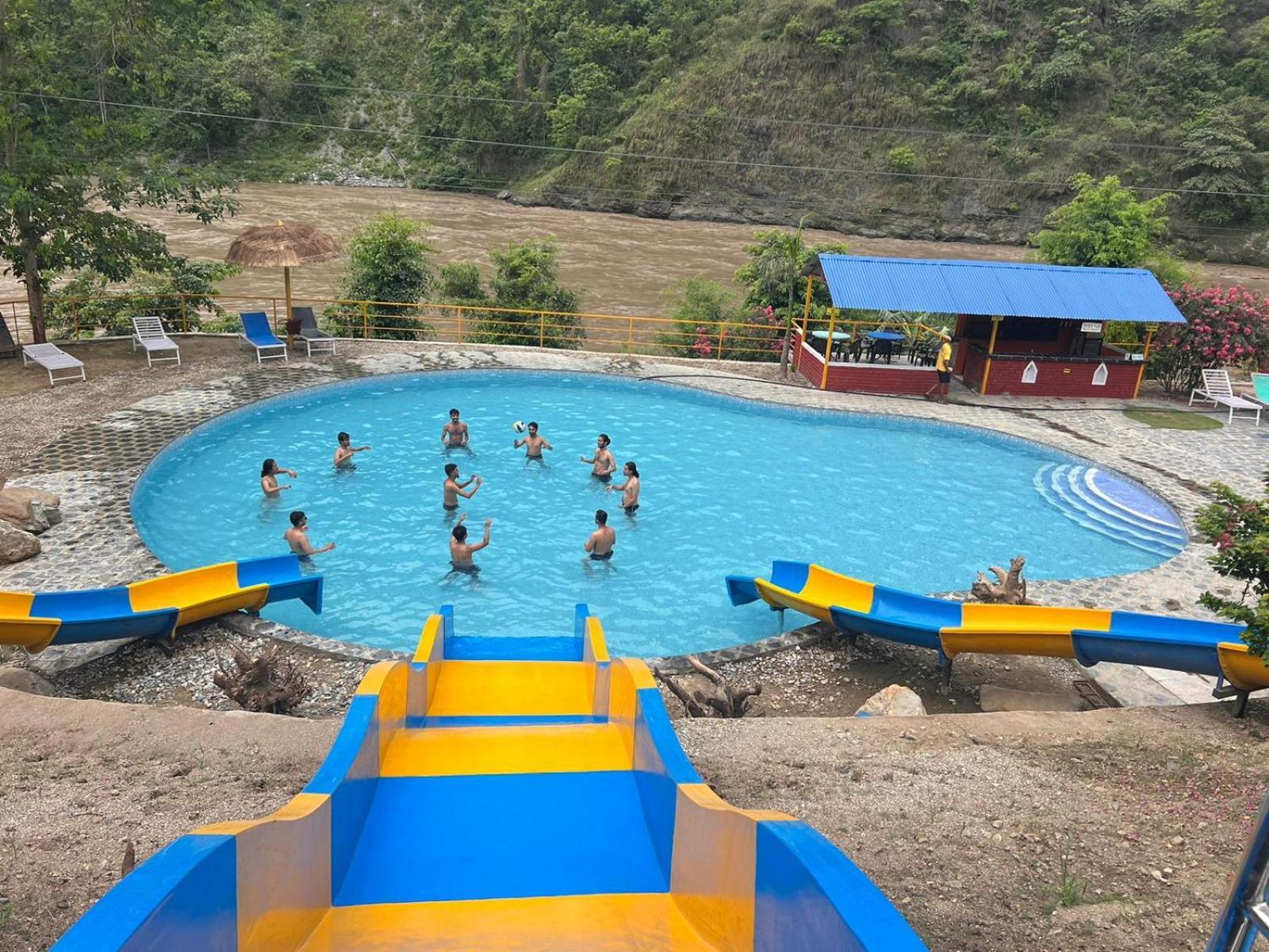 River Fun Beach Resort Gorkhā Exteriér fotografie